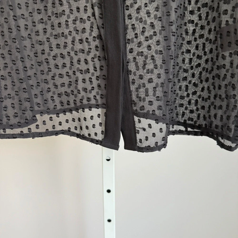 Equipment 100% Silk Femme Luxury‎ Minimalist Black Sleeveless Silk Blouse sz S - Picture 3 of 8